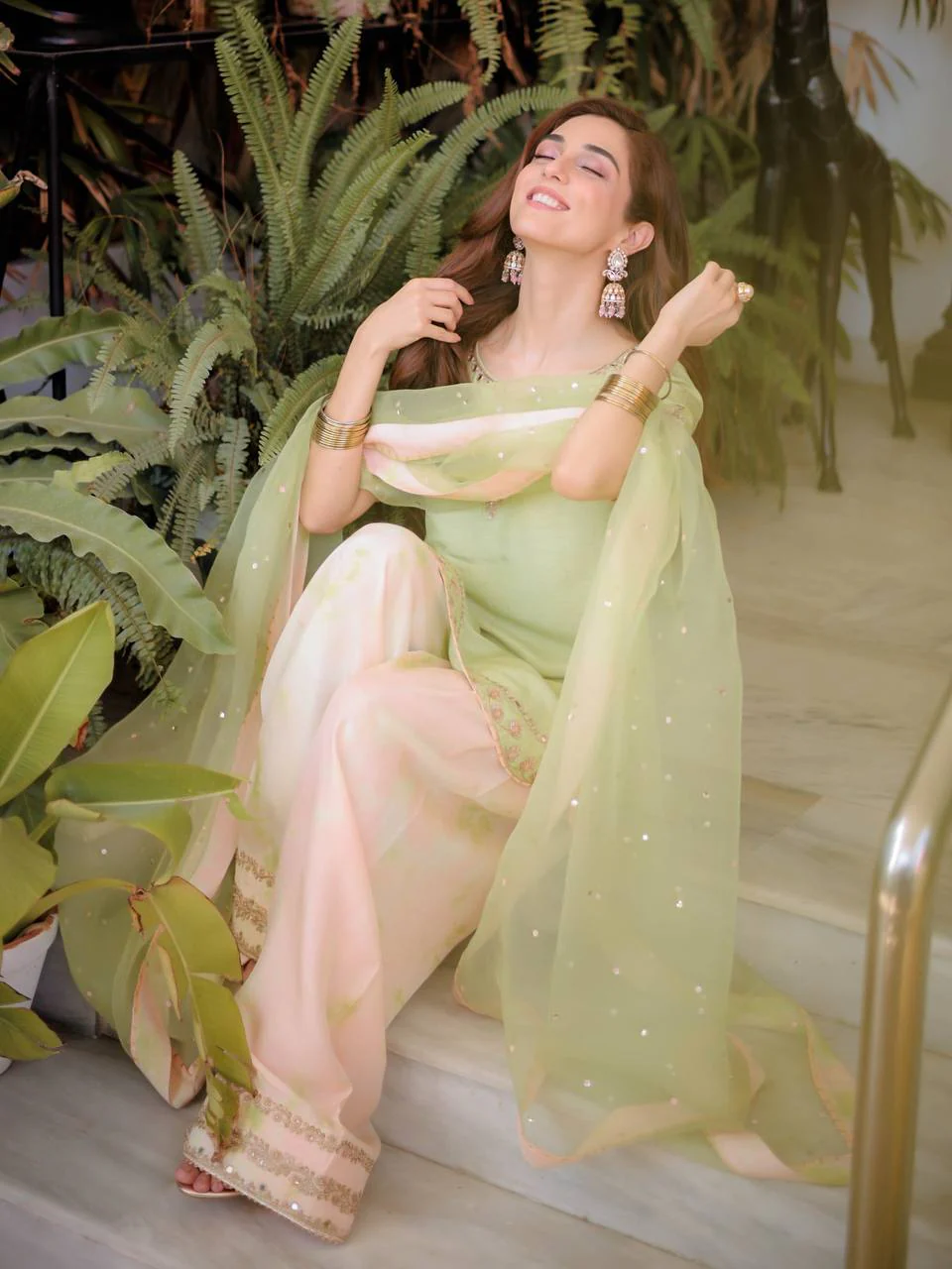 A Fusion of Green and Pink - Image 5