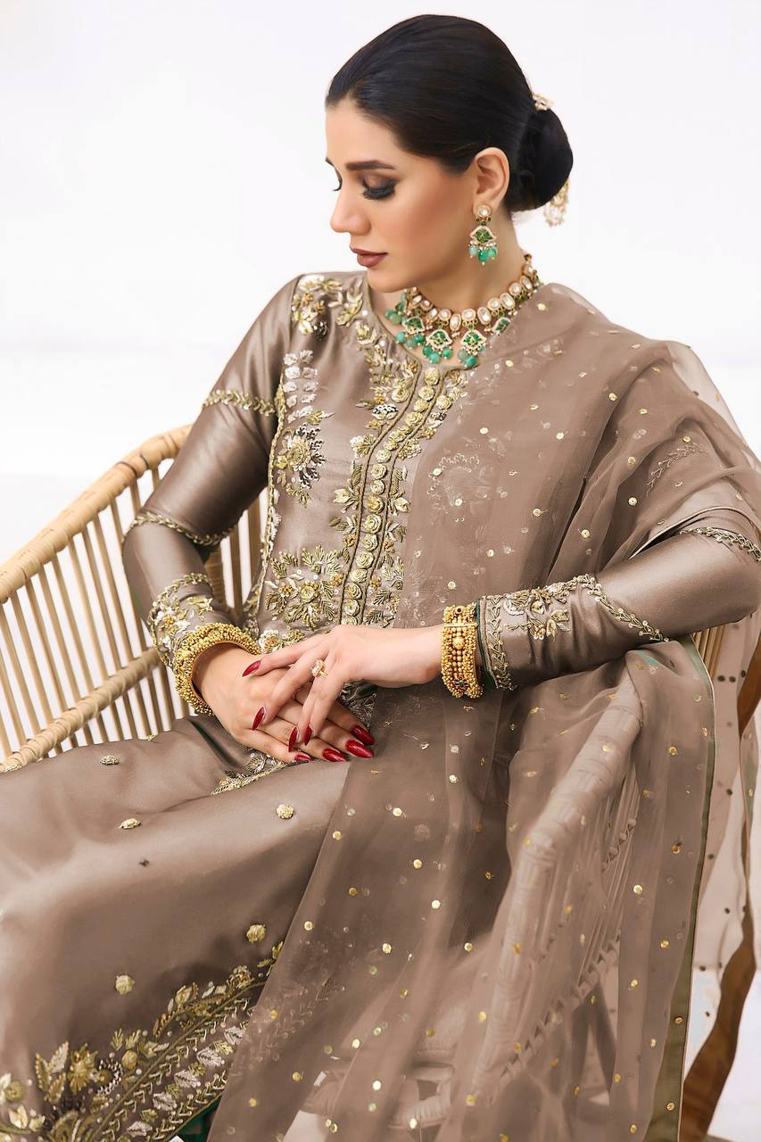 Celebrate Culture with Stylish Comfort - Image 4