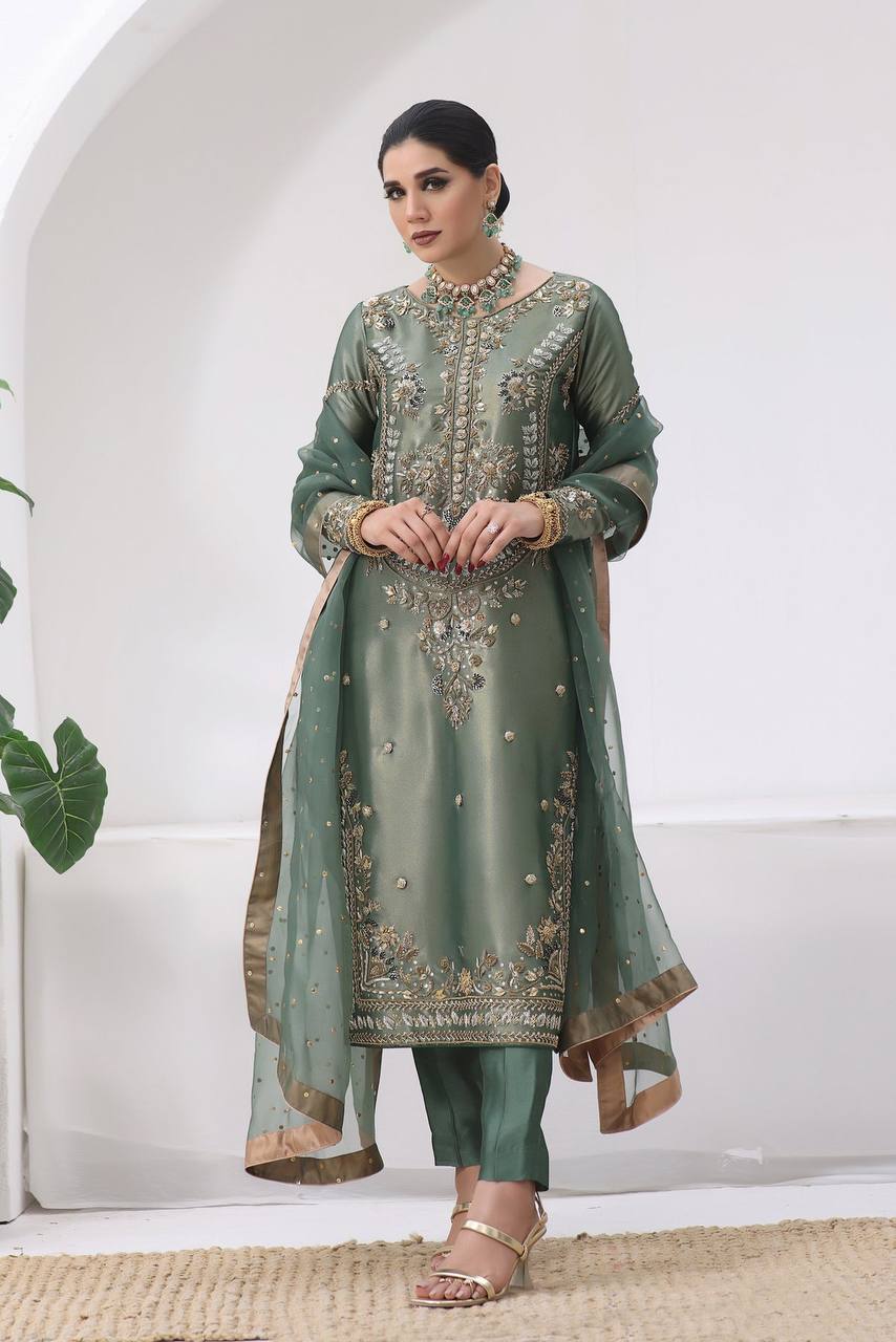 Celebrate Culture with Stylish Comfort - Image 8