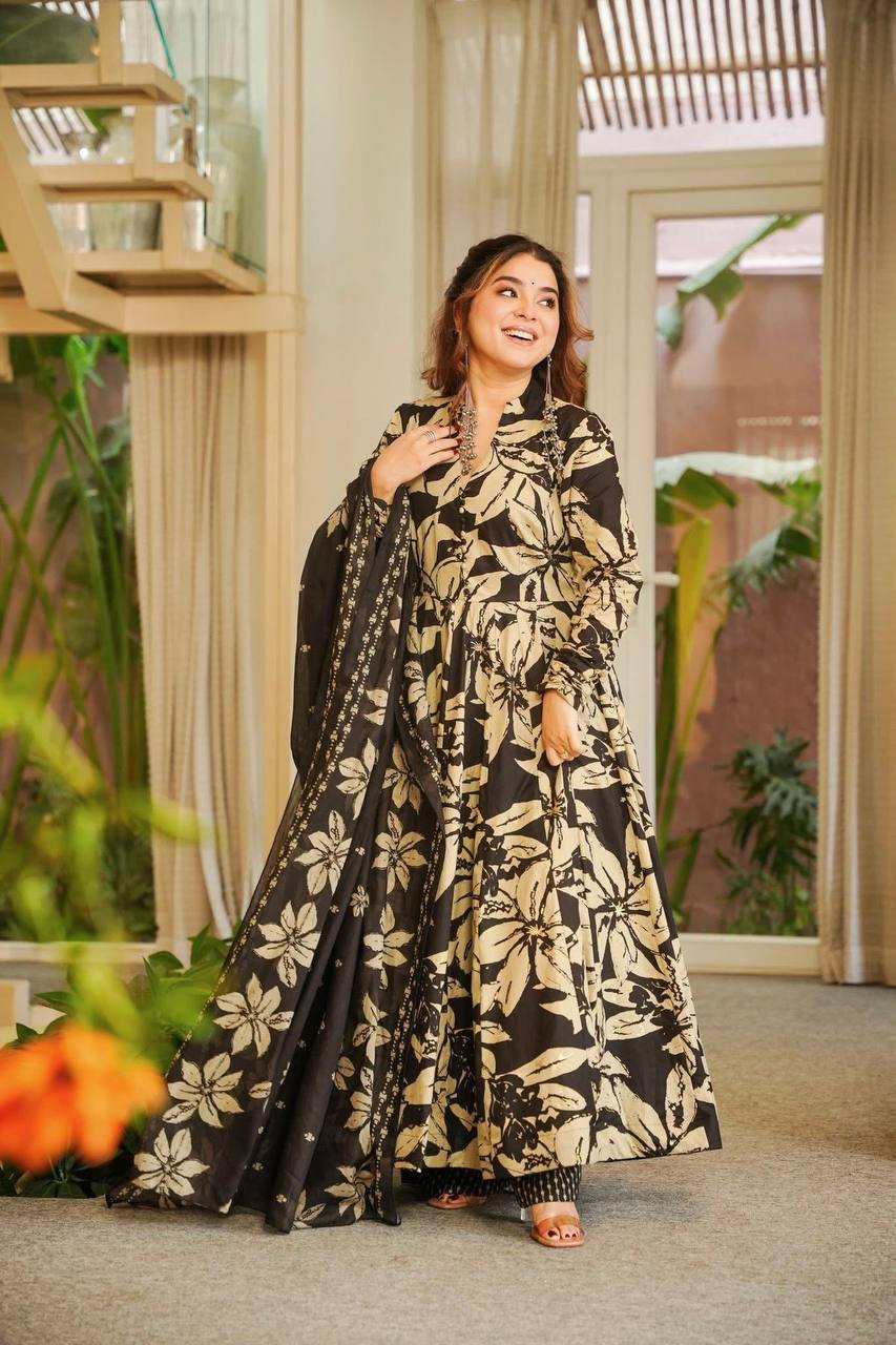 Graceful Style for Modern Women - Image 4