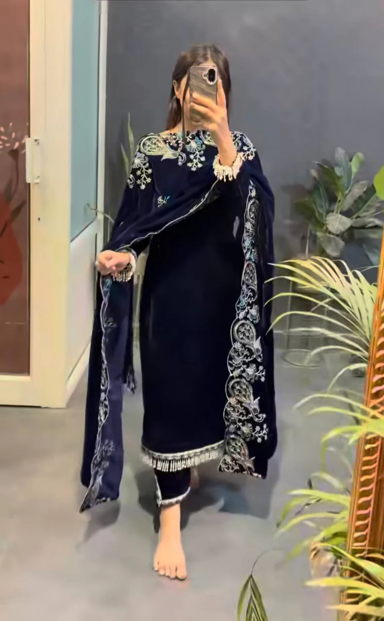 Midnight Blue Velvet Embroidered Elegance - Image 4