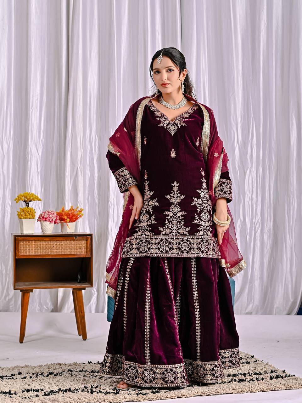 Radiant Beauty: Traditional Meets Modern - Image 5