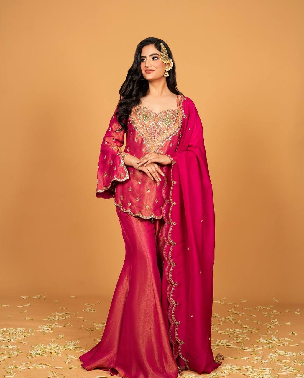 Radiant Elegance The Enchanting Allure of Pink Couture - Image 12