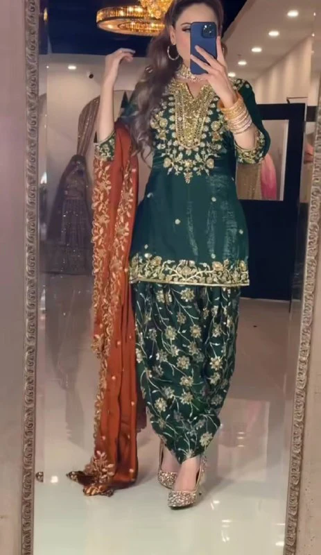 Radiant Fashion for Memorable Moments - Image 4
