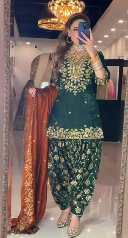 Radiant Fashion for Memorable Moments - Image 5