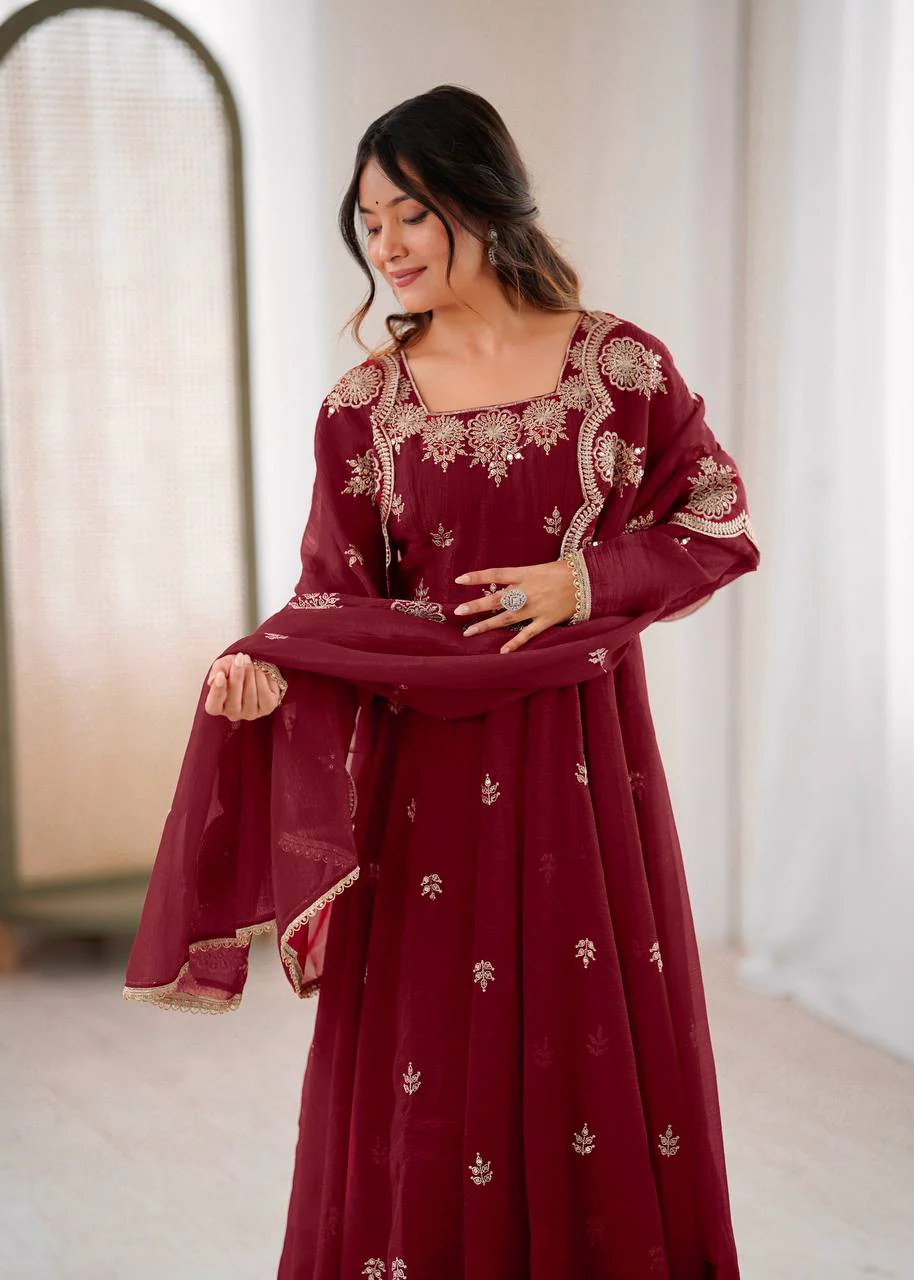 Timeless Beauty in Rich Burgundy Hues - Image 6