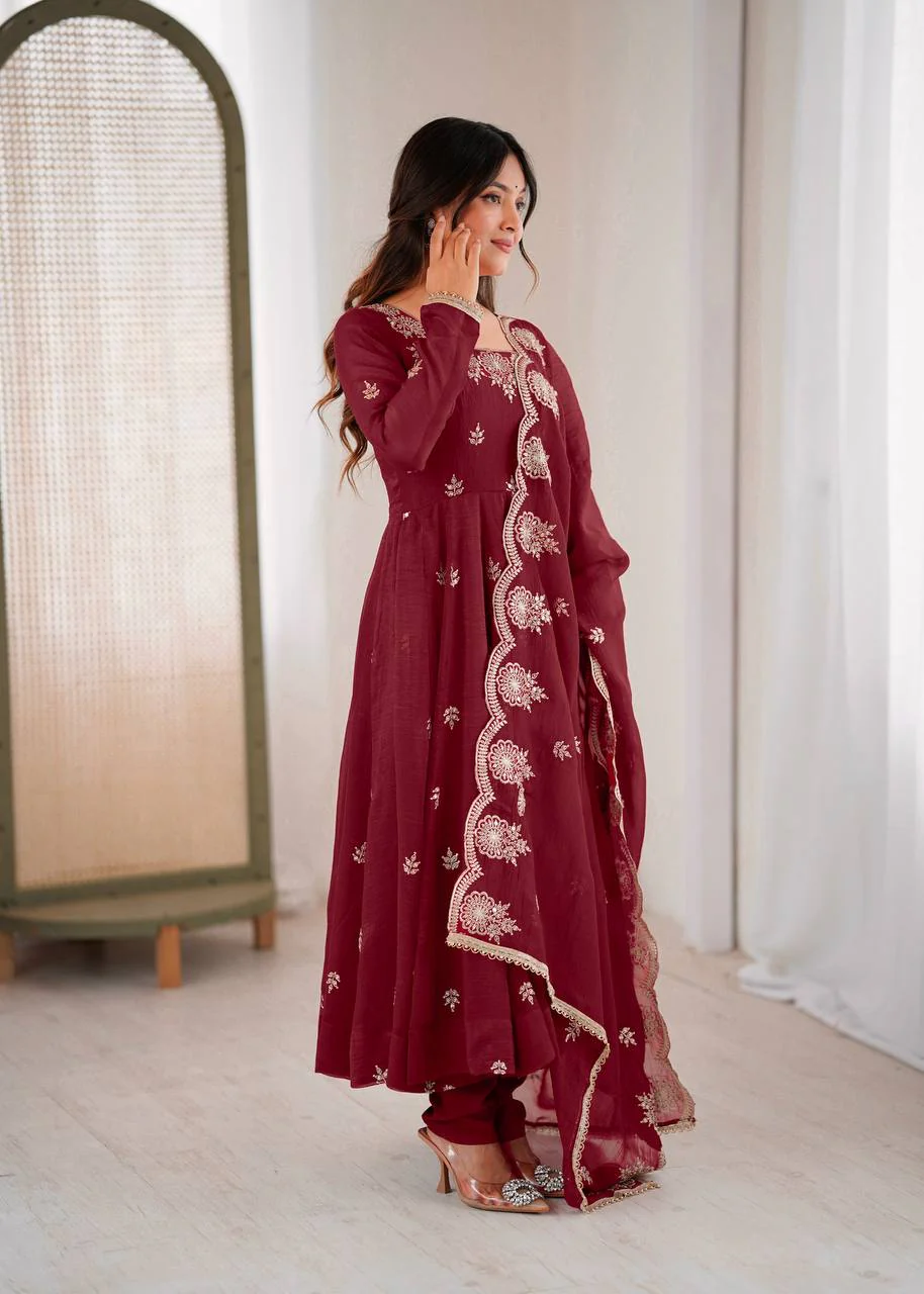 Timeless Beauty in Rich Burgundy Hues - Image 7