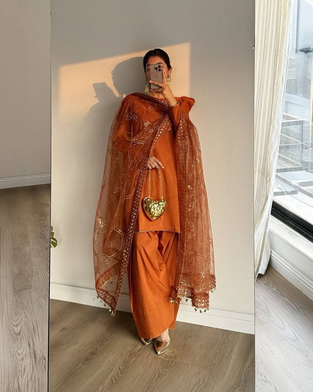 Timeless Elegance Indian Heritage Attire - Image 16