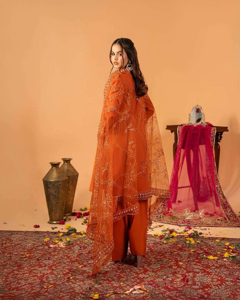 Timeless Elegance Indian Heritage Attire - Image 18
