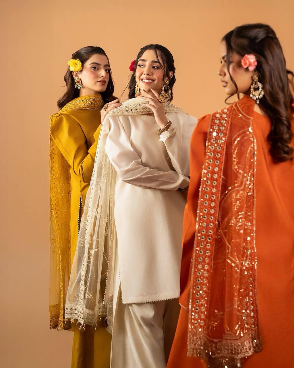 Timeless Elegance Indian Heritage Attire - Image 7